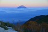 28　夕焼けに染まった富士山がきれいだった。